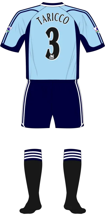 2001/02 Away [Variation 2 - Back]