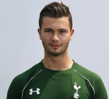 Harry Voss - 2015/16 Headshot