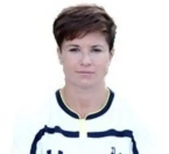 Laura Dunn - 2014/15 Headshot