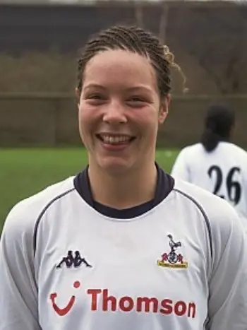 Lucy Palmer - 2002/03 Headshot