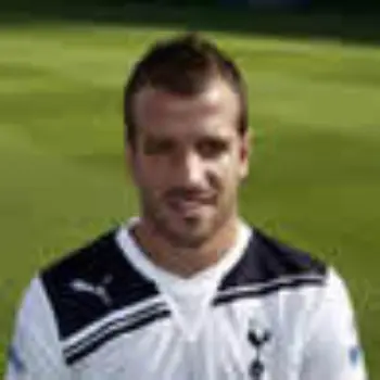 Rafael Van der Vaart - 2010/11 Headshot