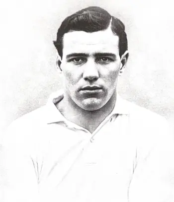 Sandy Brown - 1900/01 Headshot