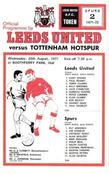 Spurs v Leeds United (25 Aug 1971) Programme
